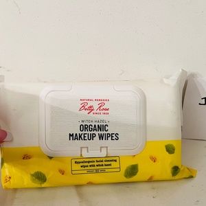 Betty Rose Organic Make up wipes